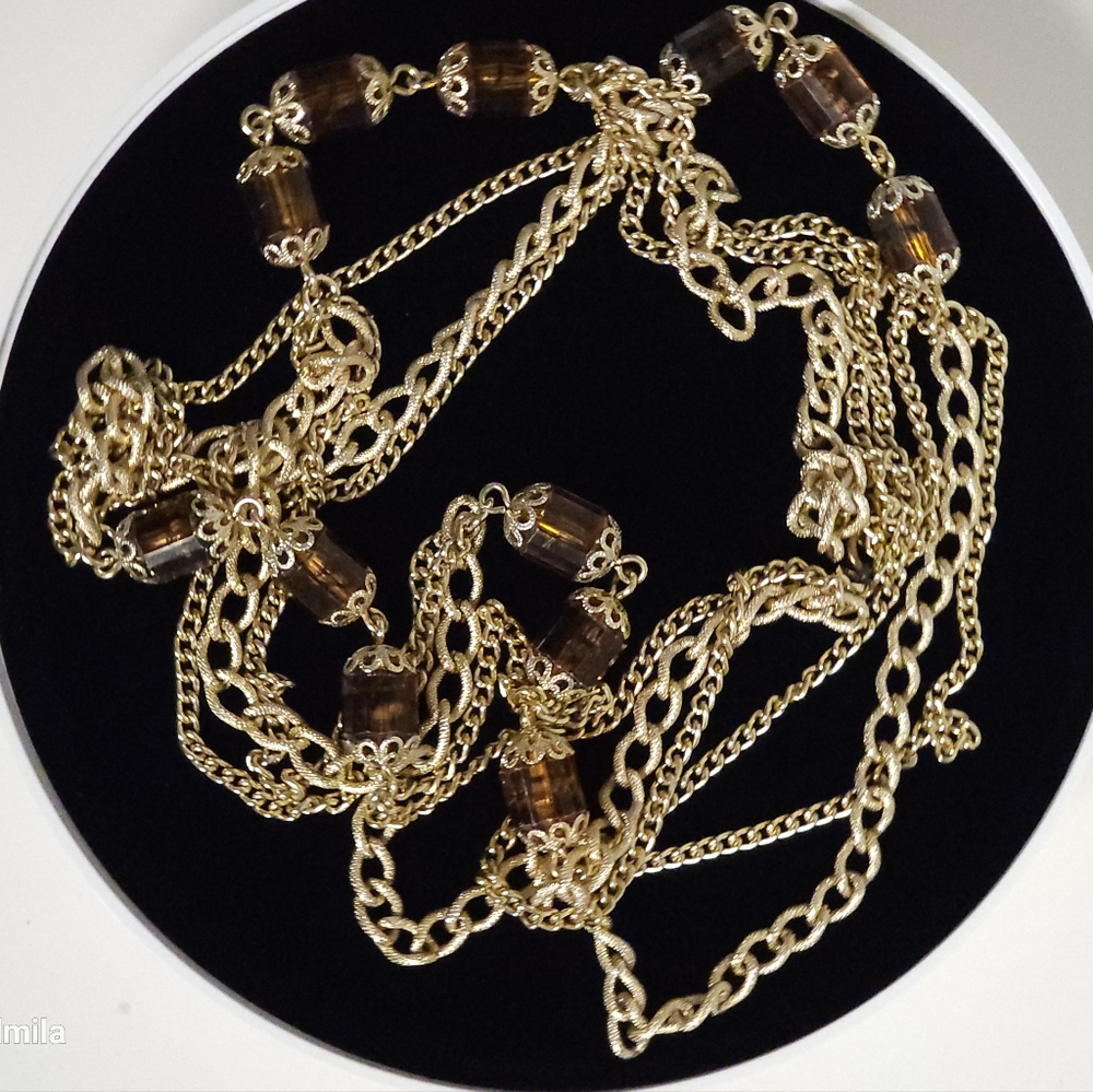 Sarah Coventry gold-toned triple chain with amber acrylic beads women's necklace - Picture 3 of 7
